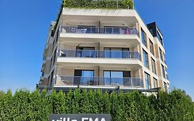 Beach Apartments Ema